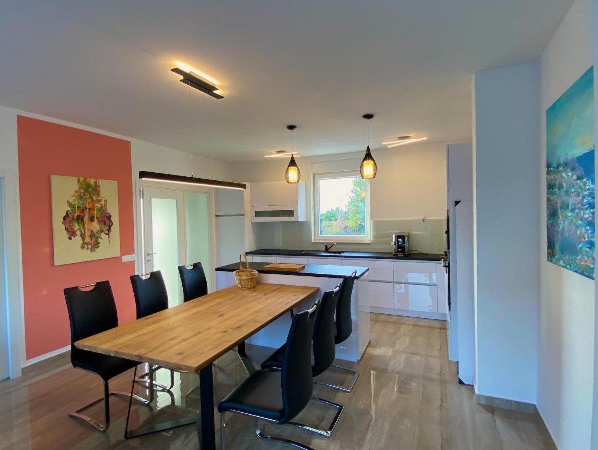 Ferienhaus Luka Zadar Exteriör bild