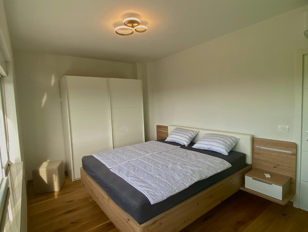 Ferienhaus Luka Zadar Exteriör bild